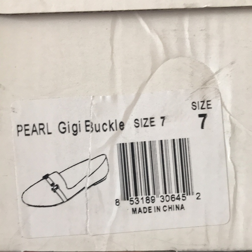 Seven7 Pearl Gigi Buckle Flats Size 7 - Picture 8 of 9